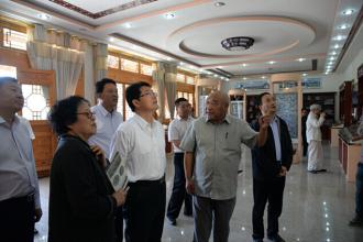 中共臨夏州委書記楊元忠一行蒞臨我公司視察